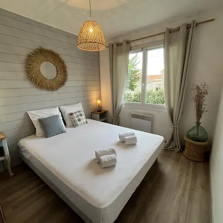 Maison Paisible A 100m De La *