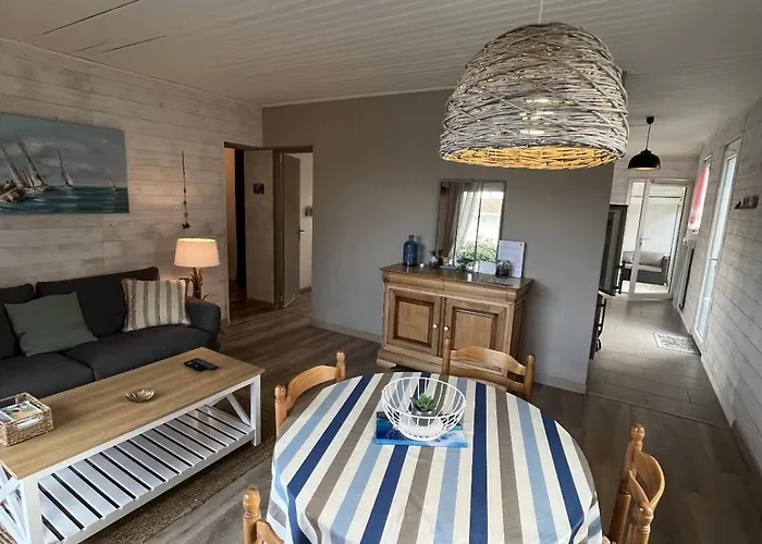 Maison Paisible A 100m De La *